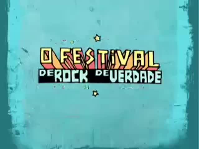 Still frame from the archival video Superphones no Claro Que É Rock.